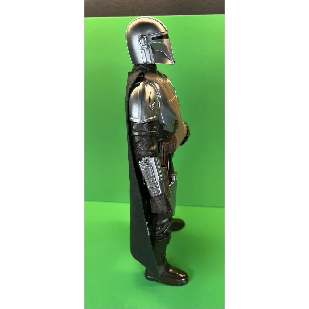 Star‎ Wars THE MANDALORIAN 12